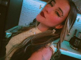 AliceHotBlue - Live porn &amp; sex cam - 28445216