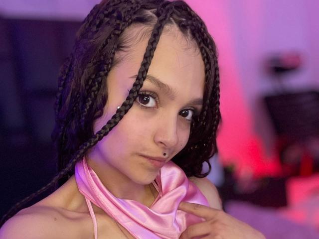 MarietteJones - פורנו בשידור חי ומצלמת סקס - 28452320