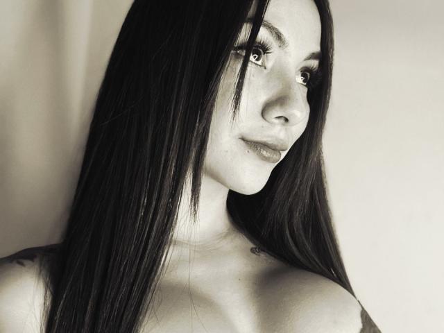 ValeryHarllow - Live porn &amp; sex cam - 28455140