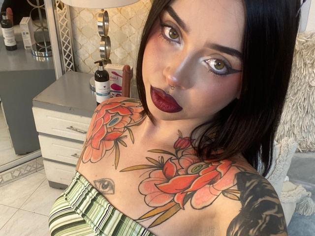 NaiaWhisper - Live sex cam - 28455404