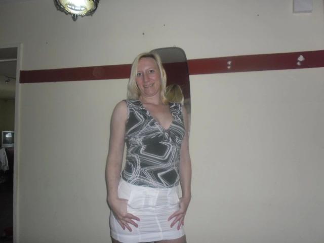 kelly30-hot - Live porn &amp; sex cam - 28455653