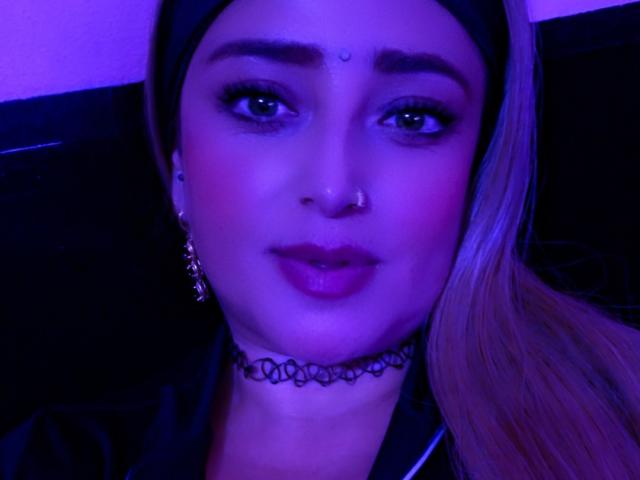 AlessadraJones - Live porn &amp; sex cam - 28456088