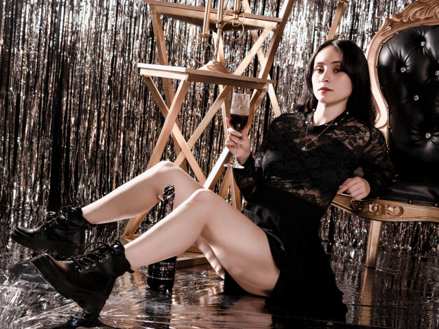 AnnieLamberth - сексуальная веб-камера в реальном времени - 28457210