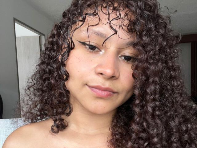 SofiaPassionne - Live porn &amp; sex cam - 28458824