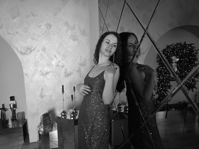 KaraCriegs - Live porn &amp; sex cam - 28461728