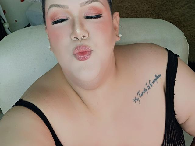 GiannaMorrys - Live porn &amp; sex cam - 28464986