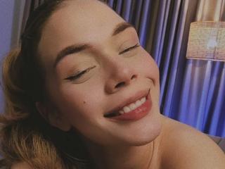 EmmaRiveraa - Live sex cam - 28465067
