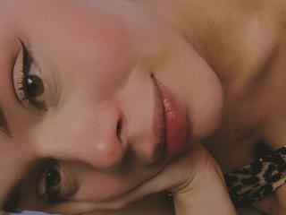 EmmaRiveraa - Live sex cam - 28465070