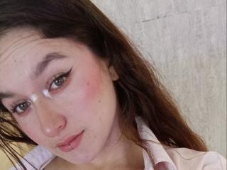 MilaGonz - Élő pornó és szexkamera - 28465319