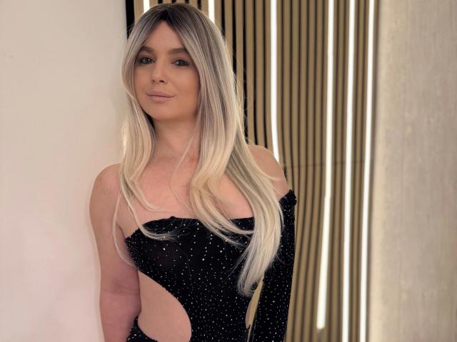 Sarah-Ann - Live porn &amp; sex cam - 28467665