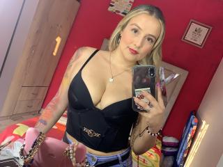 SaritaCaramelo - Live porn &amp; sex cam - 28470581