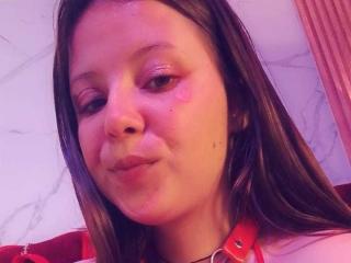 GraceRedMiller - Live porn &amp; sex cam - 28470776