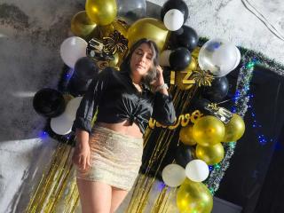 EmaFoxy - Live porn &amp; sex cam - 28470800