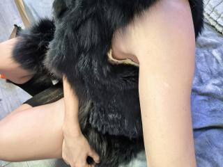 OrianaLaFrancaise - Live porn &amp; sex cam - 28470890