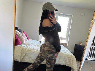 Ver la ficha detallada de JuicyPeachy-hot