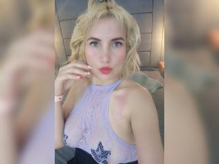 Xem hồ sơ đầy đủ của GiuliaAddams