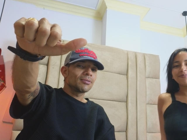 JazminaAndJosephe - Sexe cam en vivo - 28476977