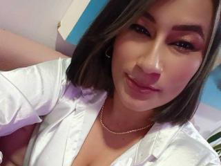 Xem hồ sơ đầy đủ của EmaFoxy