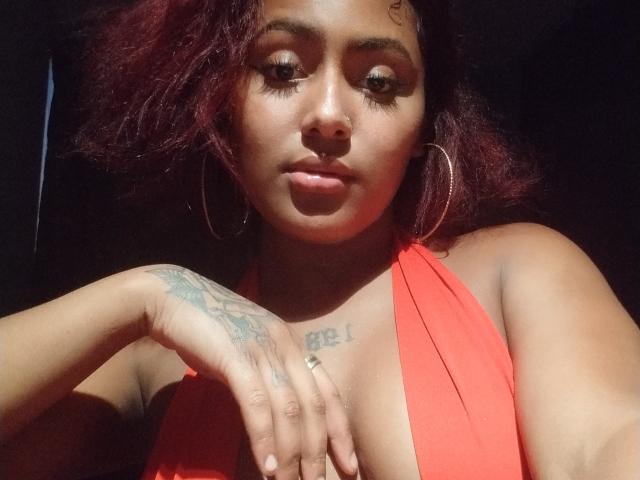 AmberQueeny - Live porn &amp; sex cam - 28478582