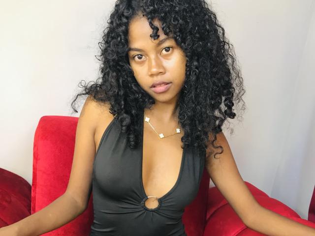 Saloma - Live porn &amp; sex cam - 28478909