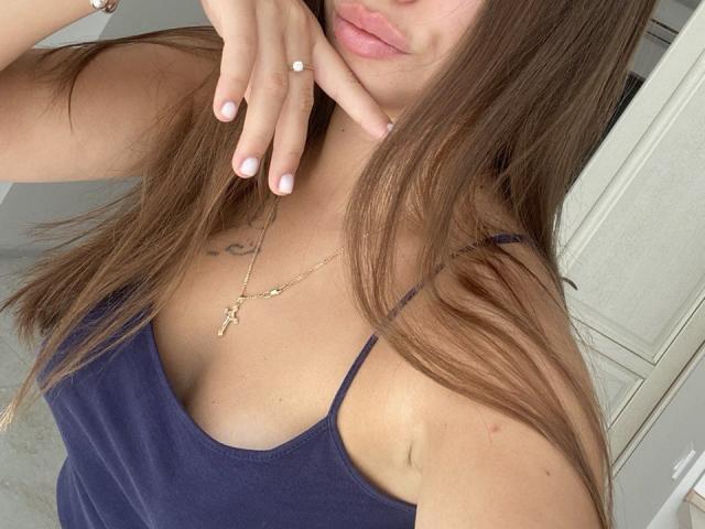 Leinia - Élő pornó és szexkamera - 28478972