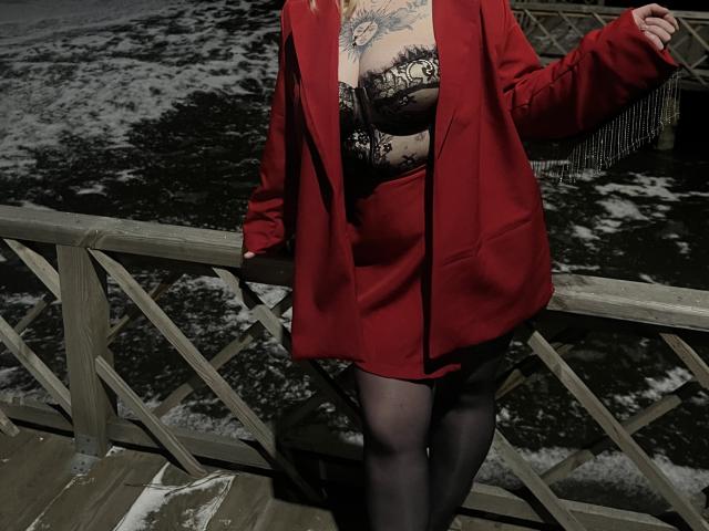 DiLaria - Live sex cam - 28480997