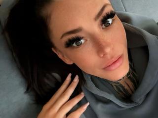 Xem hồ sơ đầy đủ của JuicyPeachy-hot