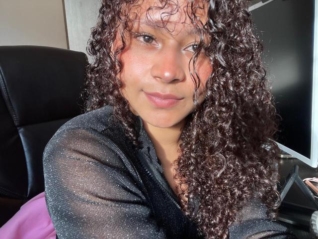 SofiaPassionne - Live porn &amp; sex cam - 28484567