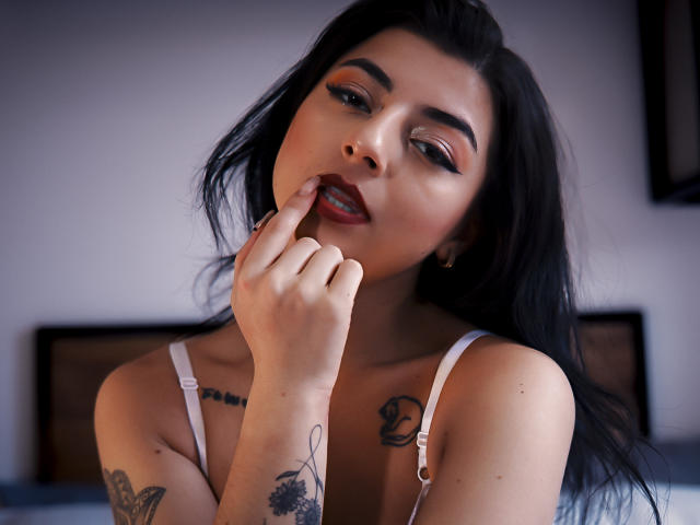 AnntonellaWatson - Live porn &amp; sex cam - 28484867