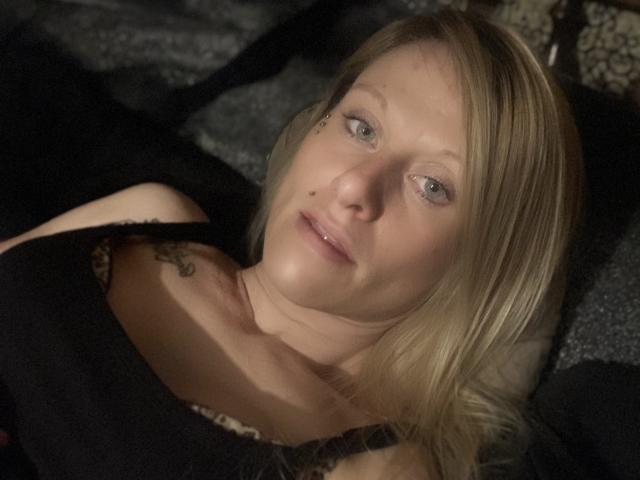 Kmoney2026 - Live porn &amp; sex cam - 28486001