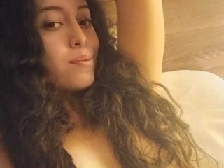 Ver la ficha detallada de KendraSimons