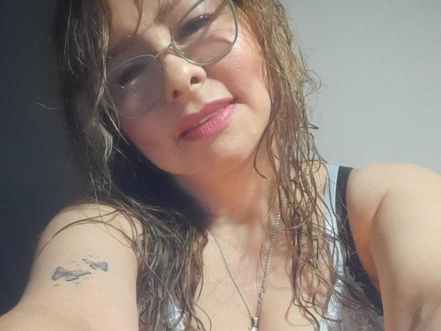 MiaAmoretti - Live porn &amp; sex cam - 28489058