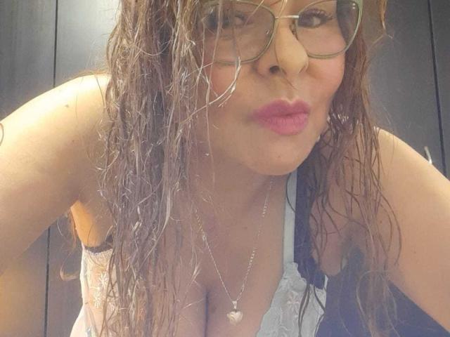 MiaAmoretti - Live porn &amp; sex cam - 28489061