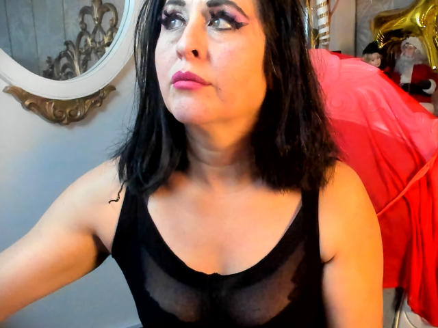 ScarletMilfX - Live porn &amp; sex cam - 28492427