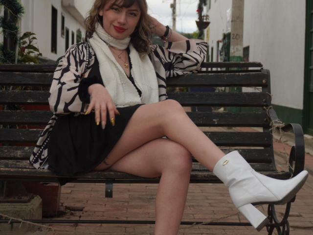 ElizaCanterville - Live porn &amp; sex cam - 28493690