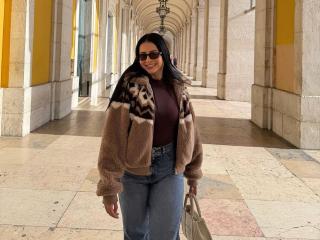 IsabellaJames'in detaylı sayfasını gör