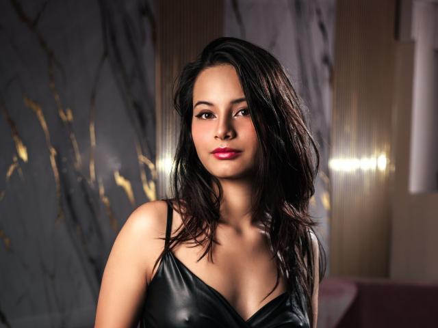 LunaBellee - Live porn &amp; sex cam - 28495463