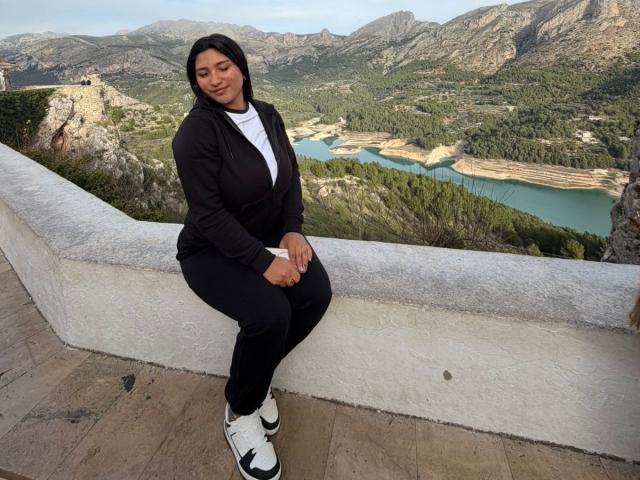 AbrilLuxurie - Sexe cam en vivo - 28495814