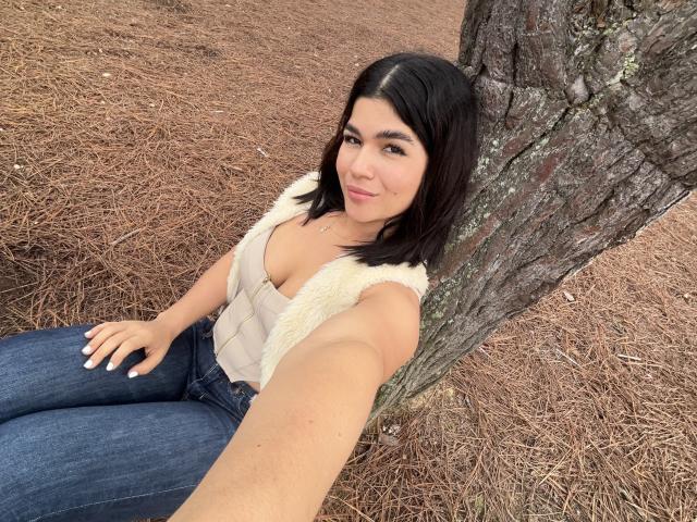 ScarlletZhen - Live porn &amp; sex cam - 28496258