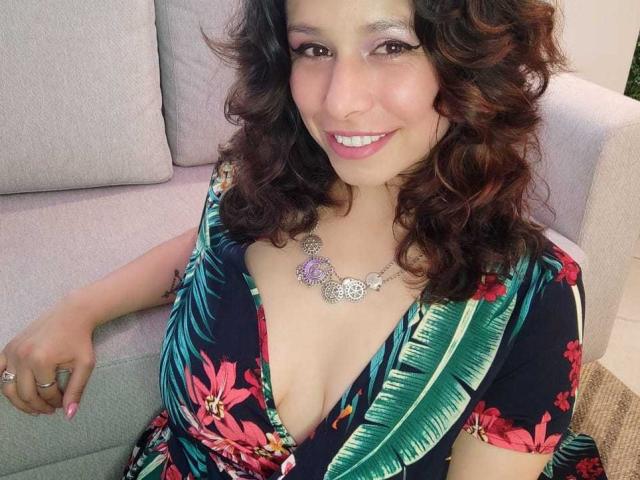 SarahWelinton - Sexe cam en vivo - 28496696