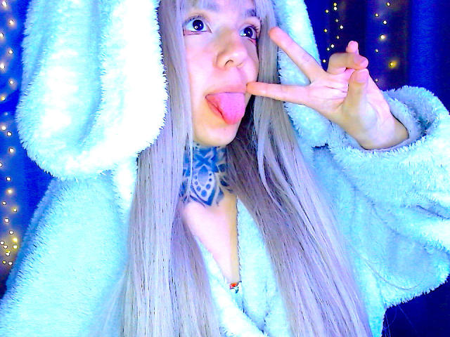 LannieGonzales - Live porn &amp; sex cam - 28497224