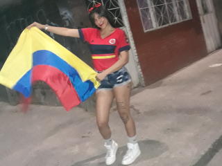 Voir la fiche détaillée de AnalisseJade