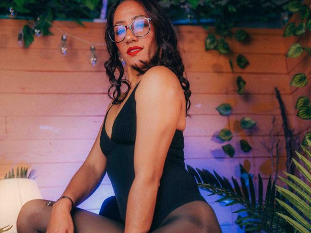 SamanthaCorine - Camera khiêu dâm &amp; quyến rũ trực tiếp - 28499444