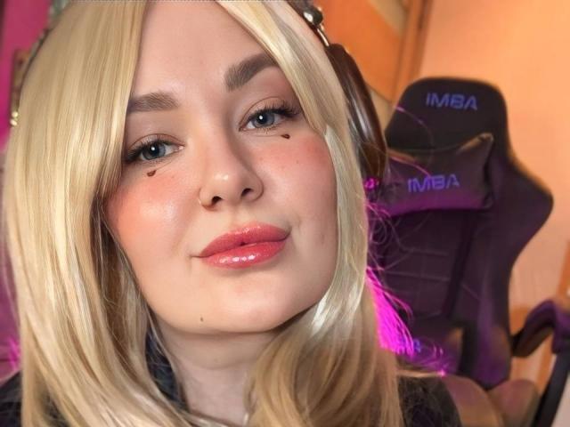 EffyPamela - Live porn &amp; sex cam - 28499465