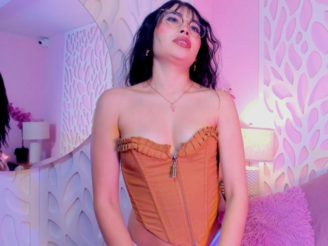 MiaRousel - Live sex cam - 28499513