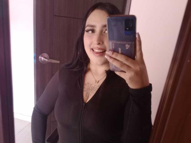 Chloey69 - Live sexe cam - 28499624