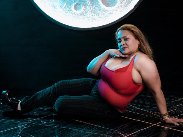 MonzerratBoyer - Live porno og sexkamera - 28499960