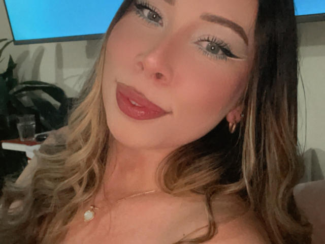 JennyLawry - Live porn &amp; sex cam - 28500146