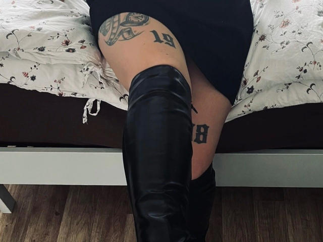 MadameMarie-hot - Sexe cam en vivo - 28502078