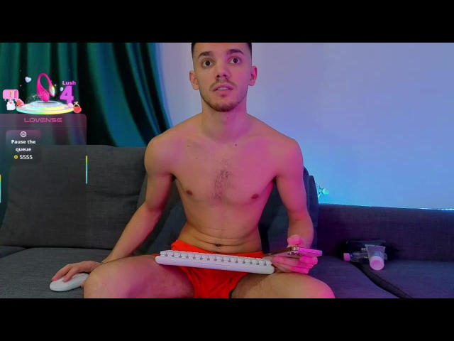 DominicValente - Live porn &amp; sex cam - 28502201